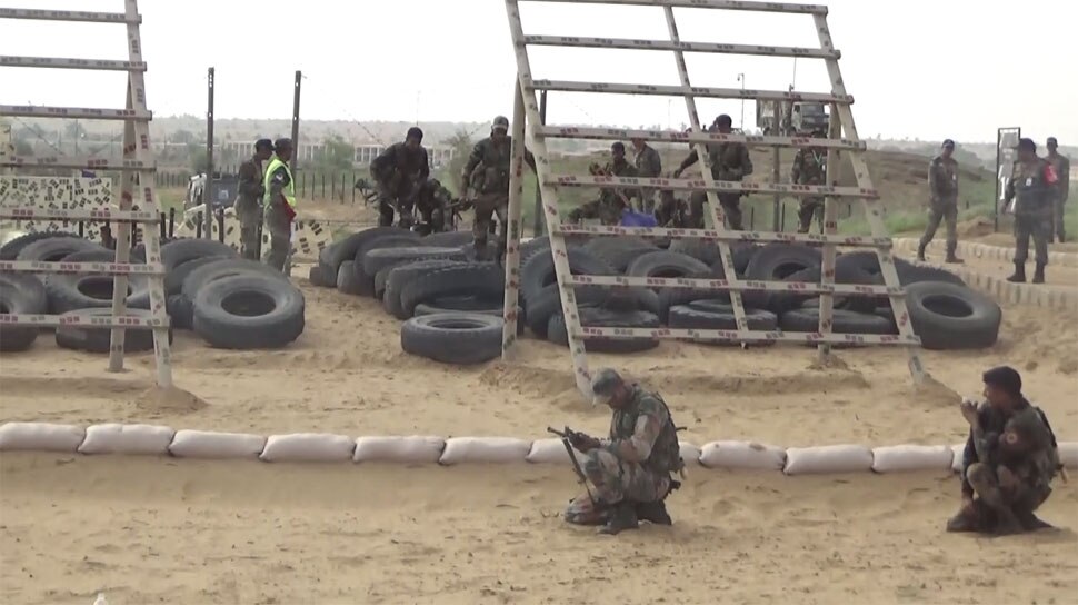 दुश्मन के इलाके में घुसकर सटीक जानकारी लेने का अभ्यास Jaisalmer, Joint War Game Exercise, Indian Army