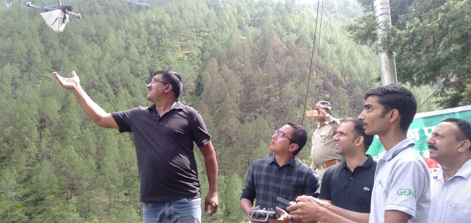 मानव की पहुंच से दूर स्थानों पर फेंके गए बीज Drone, plantation, Uttrakhand
