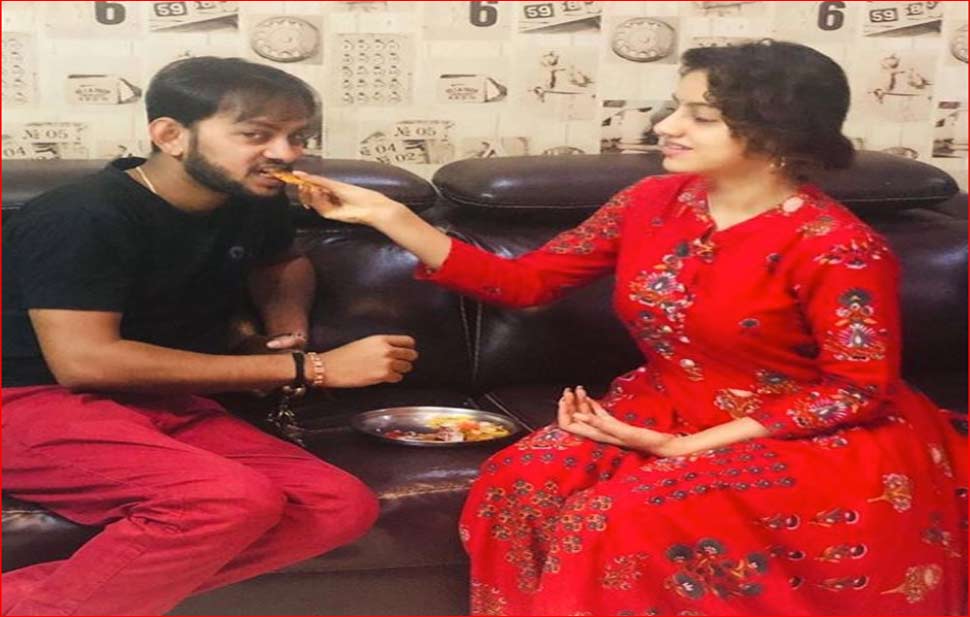 दीपिका एकता कपूर के शो कवच में नजर आ रही हैं Deepika Singh posted pictures of pre Raksha Bandhan