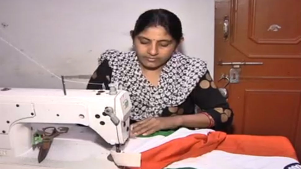 जमीनी प्रक्रिया Flag stitched in Gwalior and being hosted at many cities