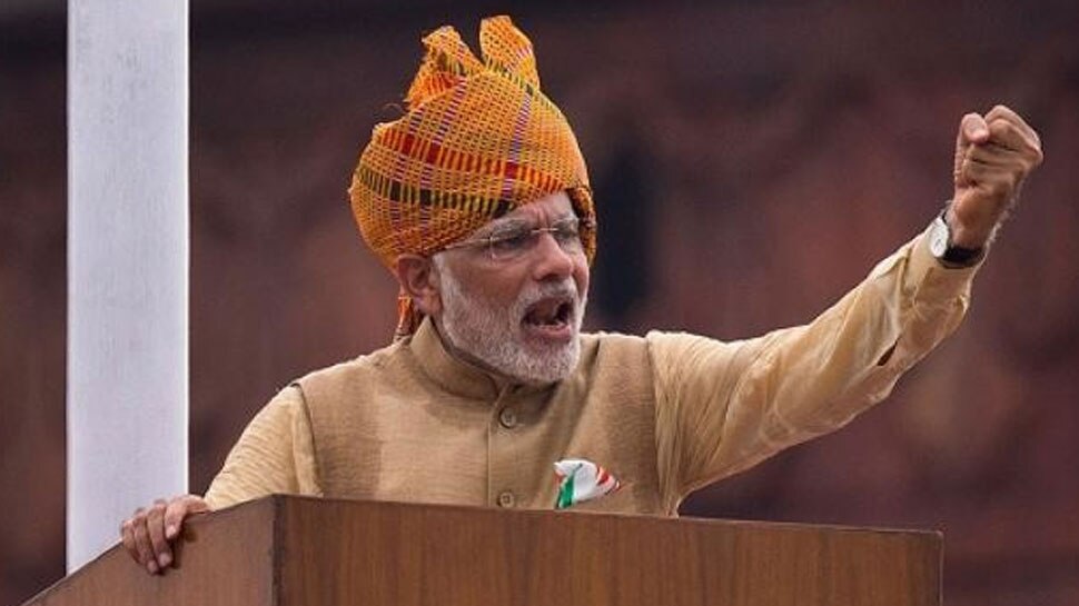 पहली बार 2015 में दिखा था साफे का अंदाज