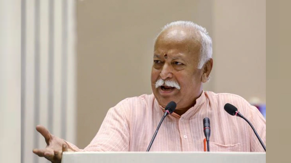 RSS प्रमुख मोहन भागवत ने लोगों का हवाला देते हुए कहा, 'मोदी है तो मुमकिन है'