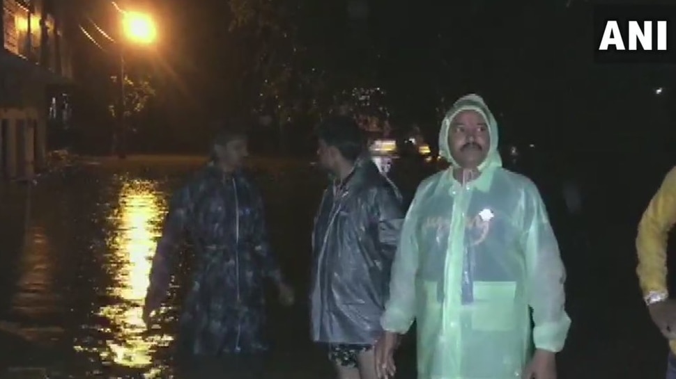 अभी जिले में 3000 से ज्यादा लोग राहत शिविरों में रह रहे हैं More than 3000 people are living in relief camps in Mandsaur