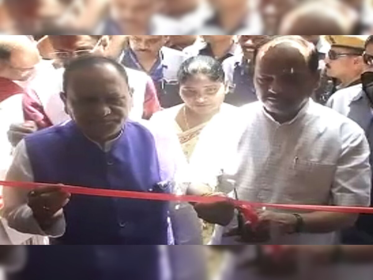 सीएम रघुवर दास ने अटल क्लिनिक की शुरुआत की है.
