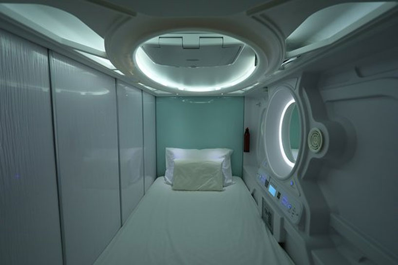 क्लासिक पॉड First Pod Hotel