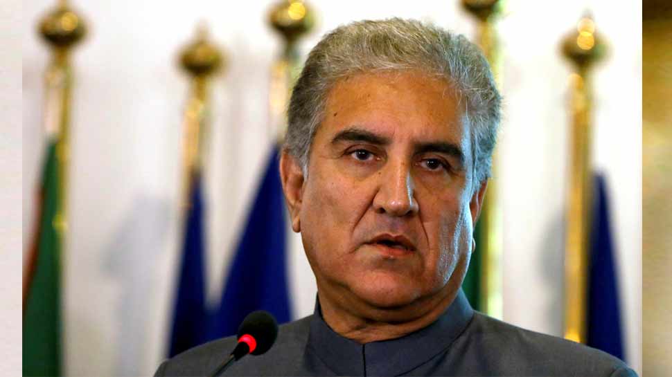 पाकिस्तान के विदेश मंत्रालय ने कश्मीर मुद्दे पर एक उच्च स्तरीय बैठक बुलाई है. पाकिस्तान के विदेश मंत्रालय ने कश्मीर मुद्दे पर एक उच्च स्तरीय बैठक बुलाई है.