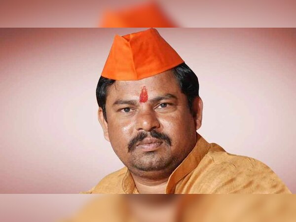 उन्होंने कहा कि प्रधानमंत्री नरेंद्र मोदी जनसंख्या पर कानून लाने का विचार कर रहे हैं, ये बहुत अच्छा है. 