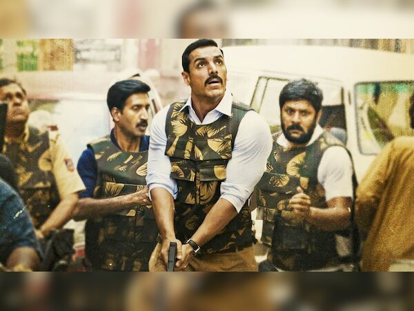 रिलीज होते ही यह फिल्म बॉक्स ऑफिस पर लगातार अच्छा प्रदर्शन कर रही है (फिल्म पोस्टर)