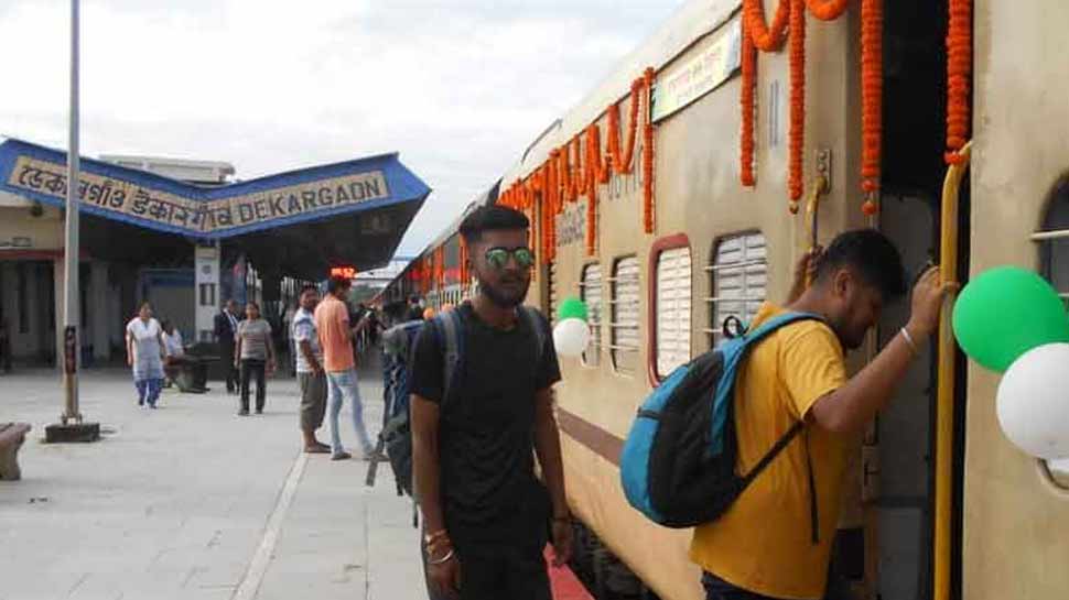 लंबे समय से थी ट्रेन चलाने की मांग Dekargaon Dibrugarh intercity express flagged off