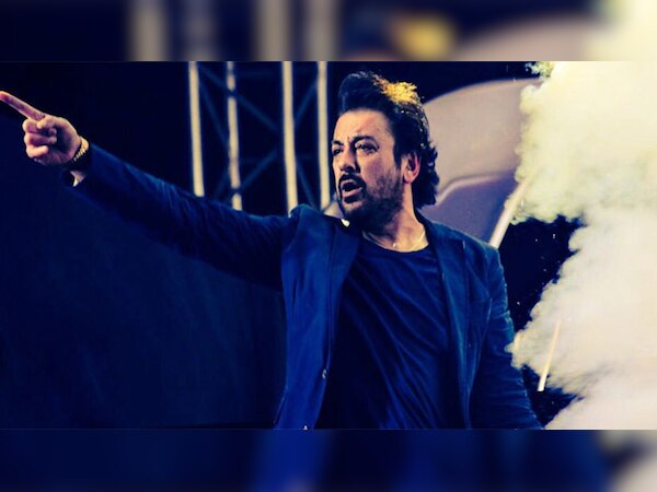 सामी कई सारे म्यूजिकल इंस्ट्रमेंट बजाने के लिए भी जाने जाते हैं.फाइल फोटो