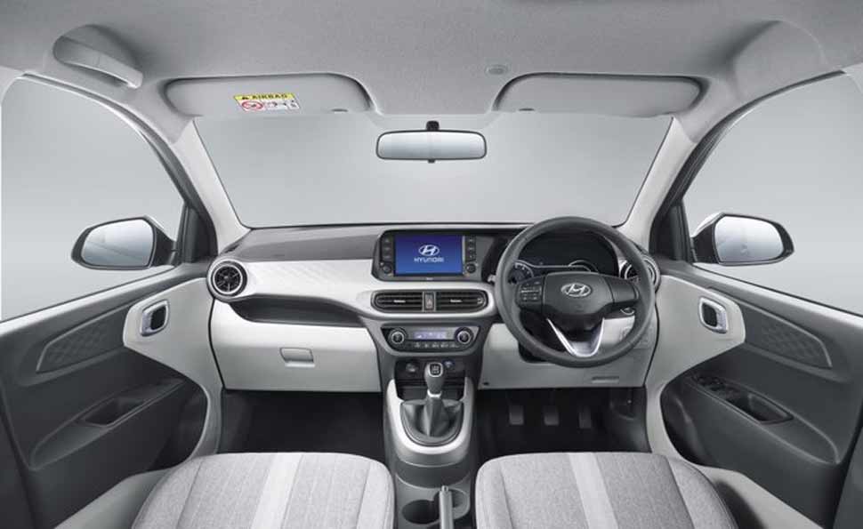 कार में वायरलेस चार्जिंग सिस्टम hyundai lauched grand i10 nios in india