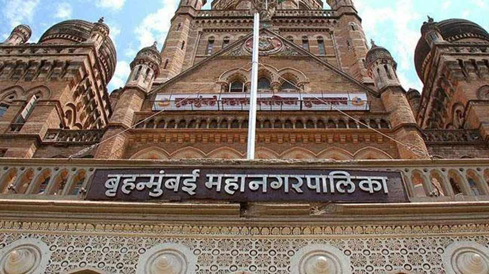 BMC अपनी छवि सुधारने के लिए खर्च करेगी 6 करोड़, हायर करेगी सोशल मीडिया टीम BMC अपनी छवि सुधारने के लिए खर्च करेगी 6 करोड़, हायर करेगी सोशल मीडिया टीम