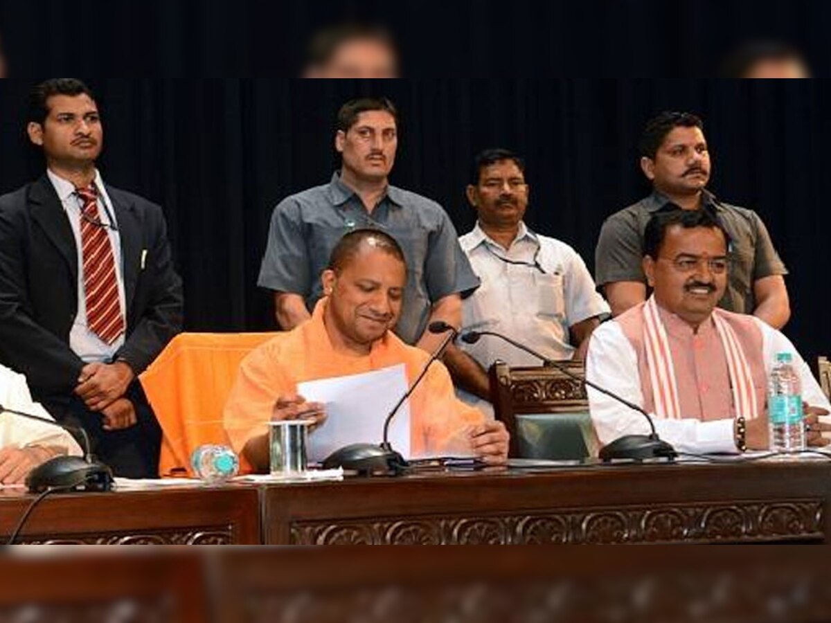 यूपी मंत्रीमंडल में उपमुख्यमंत्री केशव प्रसाद मौर्य का कद बढ़ सकता है. (फाइल फोटो))