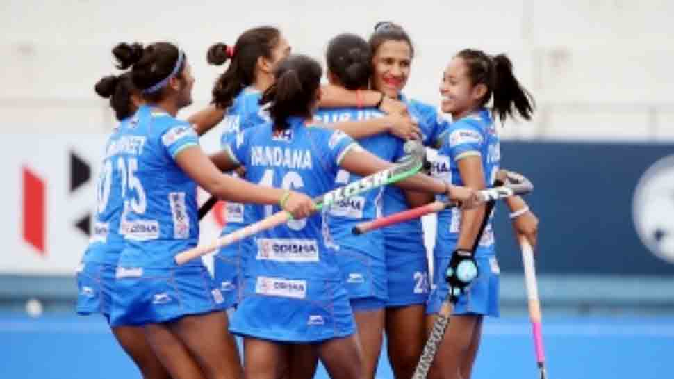 भारतीय हॉकी टीम गोल करने के बाद जश्न मनाती हुई. (फोटो: IANS) भारतीय हॉकी टीम गोल करने के बाद जश्न मनाती हुई. (फोटो: IANS)