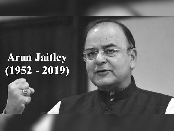 राज्‍ससभा सांसद डॉ. सुभाष चंद्रा ने कहा है कि भारतीय राजनीति में उनका कोई दूसरा विकल्‍प नहीं हो सकता.