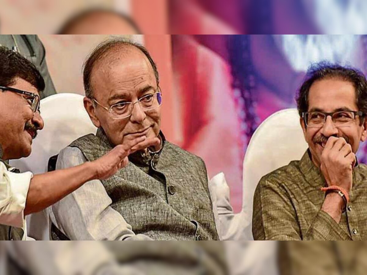 बीजेपी के कद्दावर नेता अरुण जेटली के चले जाने की खबर सुनते ही राजनीतिक जगत में मायूसी छा गई है. 