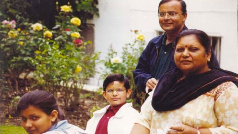 1999 में बने BJP के प्रवक्ता become BJP spokesman in 1999