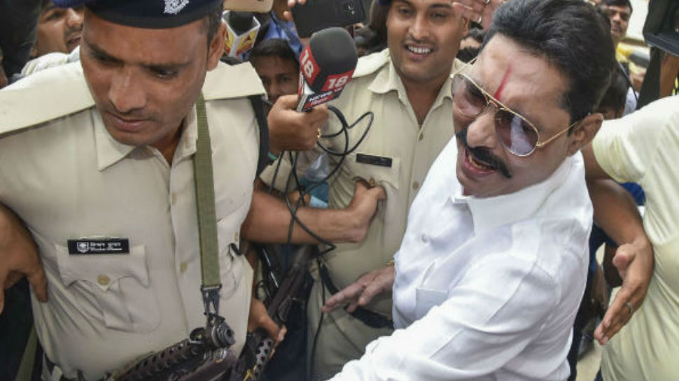 कड़ी सुरक्षा के बीच पटना लाए गए बाहुबली विधायक अनंत सिंह, आज किए जाएंगे कोर्ट में पेश