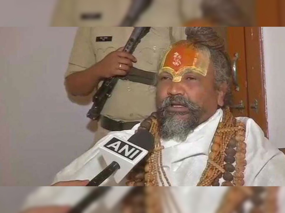 उज्जैन में बाबा महाकाल के वीआईपी दर्शन कराने पर कंप्यूटर बाबा ने कहा कि मंदिर में किसी ने मेरे नाम पर पैसे मांगे थे