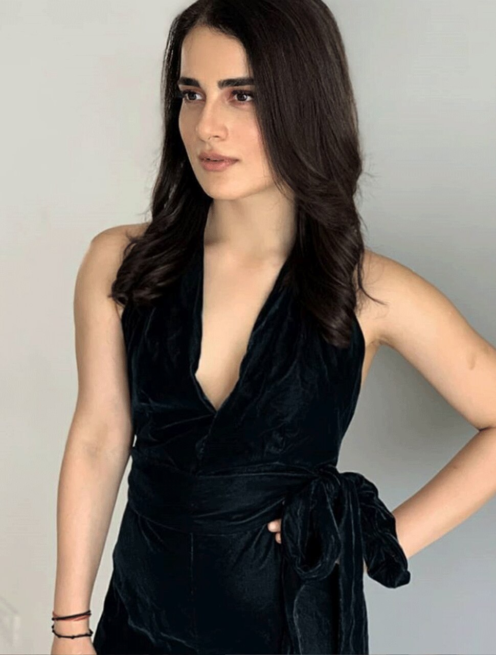राधिका मदान Radhika Madan