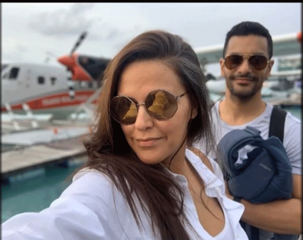 प्रेग्नेंसी के दौरान भी नेहा लगातार काम करती रहीं Neha Dhupia with hubby Angad Bedi