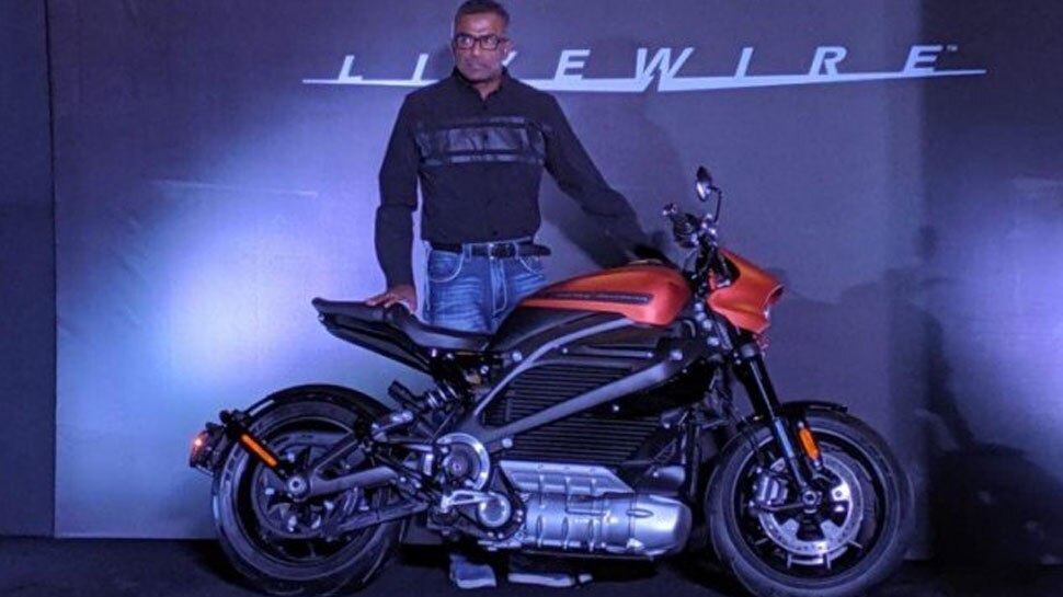 मैक्सिमम 104.6 bhp पावर