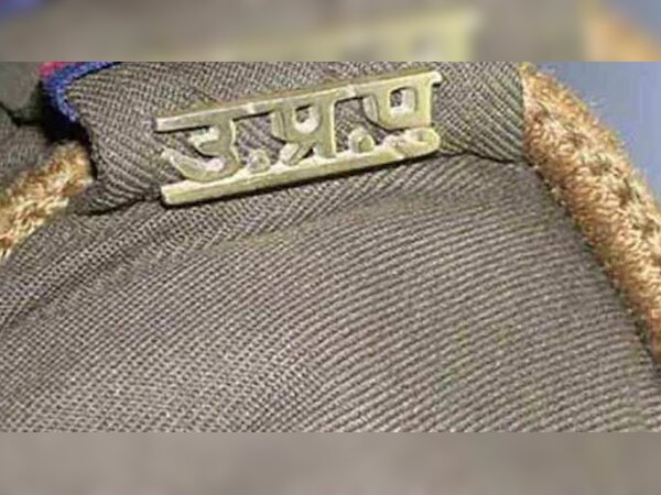 छात्रा के पिता की शिकायत पर पुलिस ने केस दर्ज किया है. 