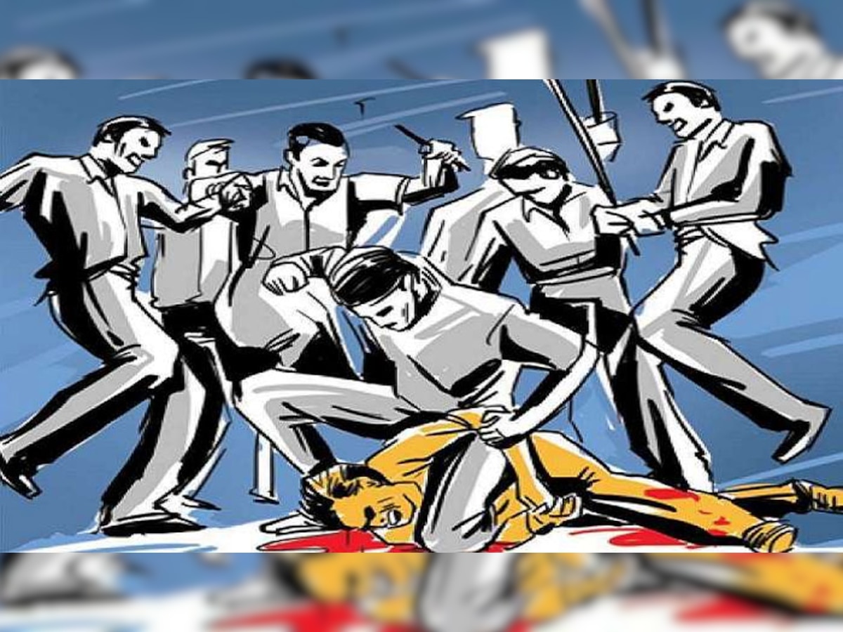 छपरा के सारे बाजार में घंटों तक यह तमाशा चलता रहा. (प्रतीकात्मक तस्वीर)