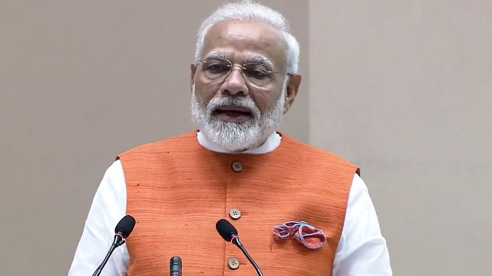 पीएम मोदी ने किया आयुष सेंटरों का उद्घाटन. फोटो BJP twitter पीएम मोदी ने किया आयुष सेंटरों का उद्घाटन. फोटो BJP twitter