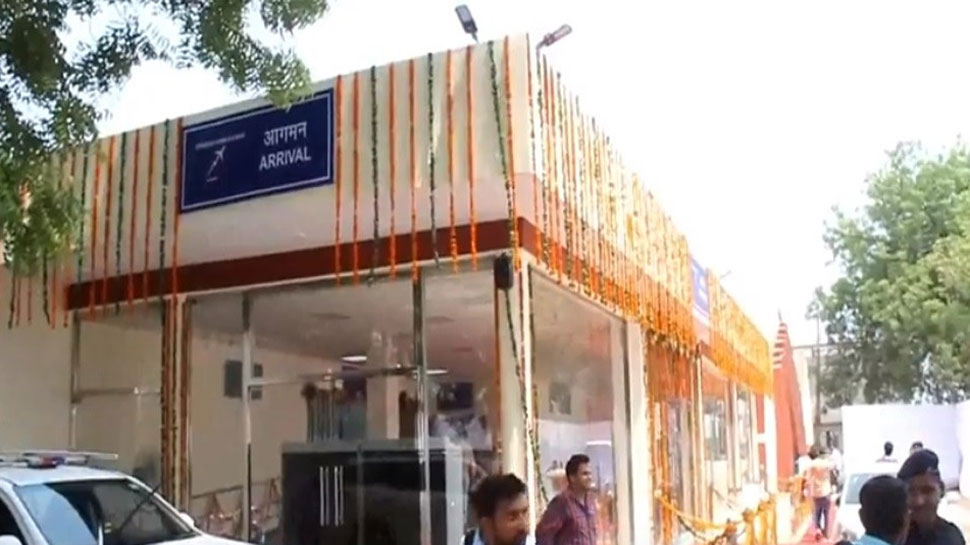 हिसार एयरपोर्ट से 3 सितंबर को उड़ेगी पहली पैसेंजर फ्लाइट, चंडीगढ़ तक का किराया होगा 1450 रुपये हिसार एयरपोर्ट से 3 सितंबर को उड़ेगी पहली पैसेंजर फ्लाइट, चंडीगढ़ तक का किराया होगा 1450 रुपये