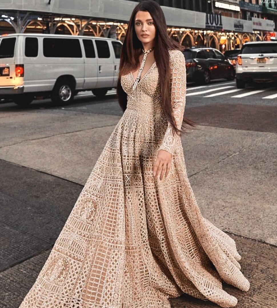 ग्रीन स्टोन जूलरी Aishwarya Rai Bachchan
