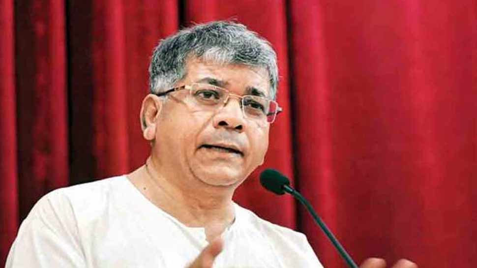 महाराष्ट्र: प्रकाश आंबेडकर की पार्टी ने कहा- सीट शेयरिंग पर अब कांग्रेस से नहीं होगी बात