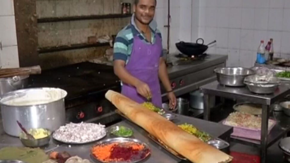 साउथ इंडियन फूड Biggest Dosa of Odisha