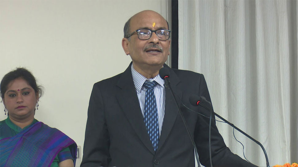 दिब्येंदु मजूमदार का नहीं है अब डेंटल काउंसिल से नाता, स्वास्थ्य मंत्रालय ने जारी किया निर्देश