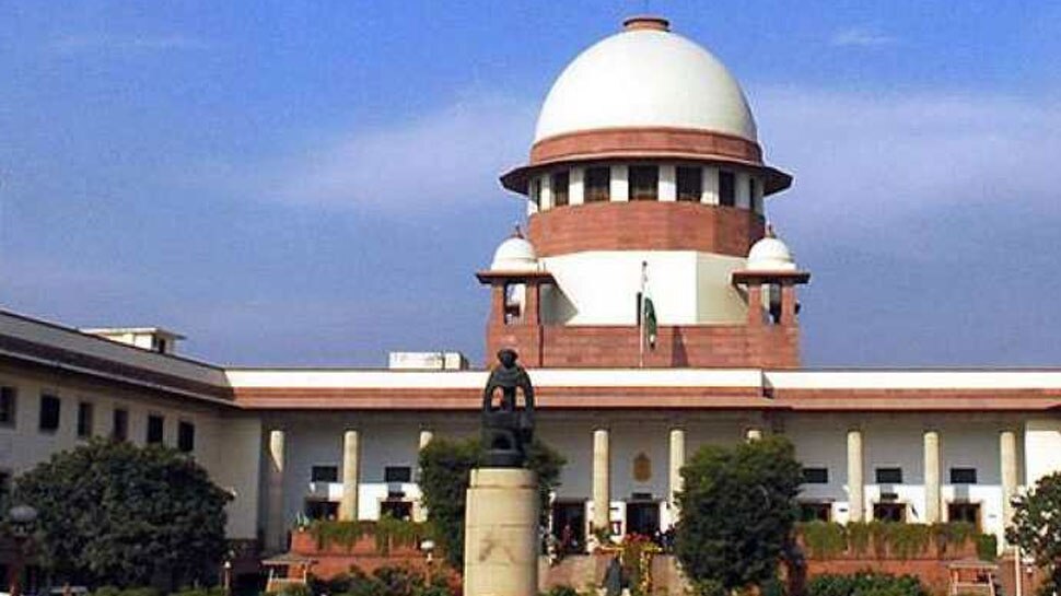 फेसबुक-आधार लिंक करने का मामला, SC ने सरकार से पूछा- कोई गाइडलाइंस बना रहे हैं?