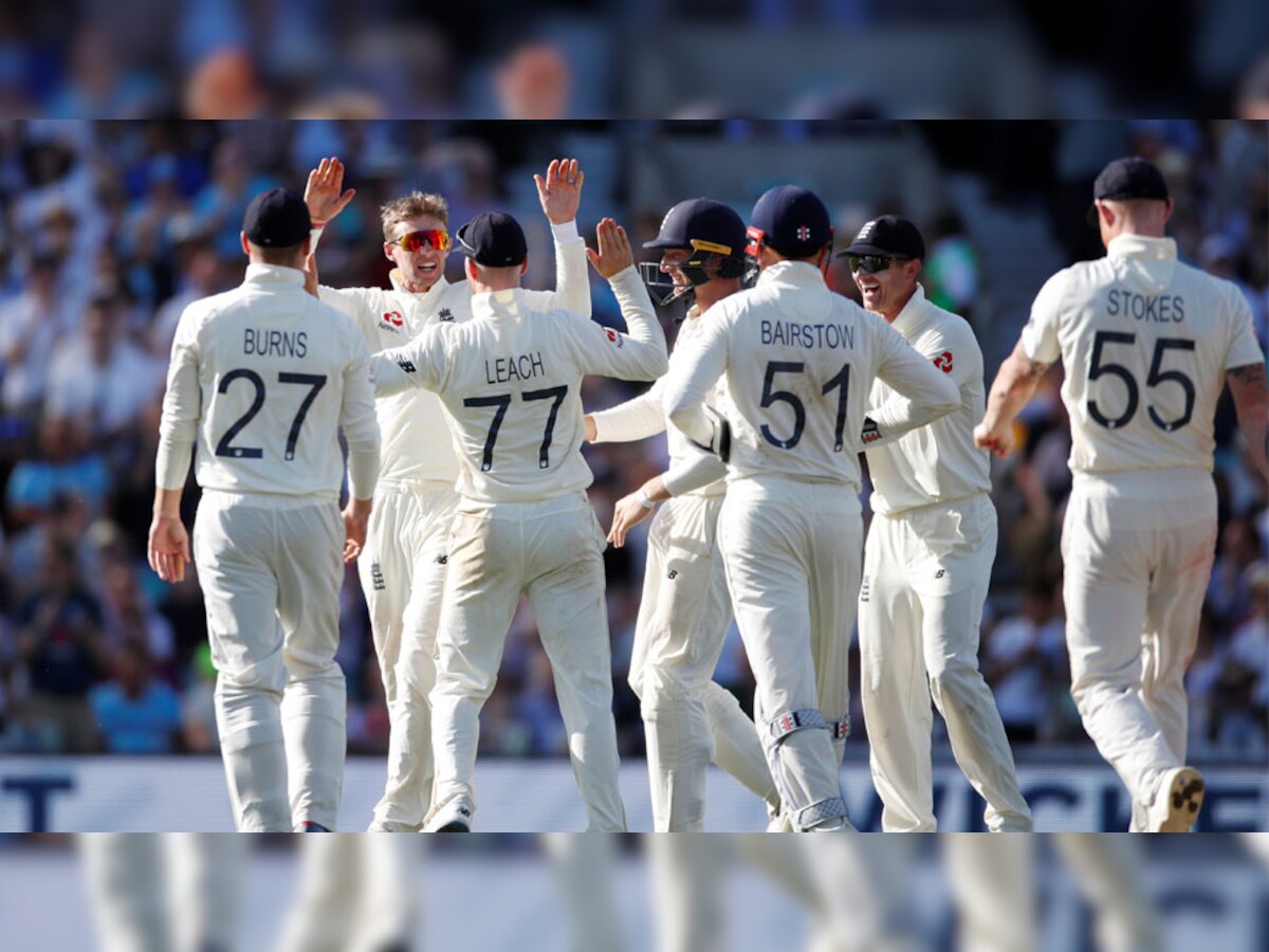 इंग्लैंड ने ओवल टेस्ट में ऑस्ट्रेलिया को 135 रन से हराया.  (फोटो: Reuters)