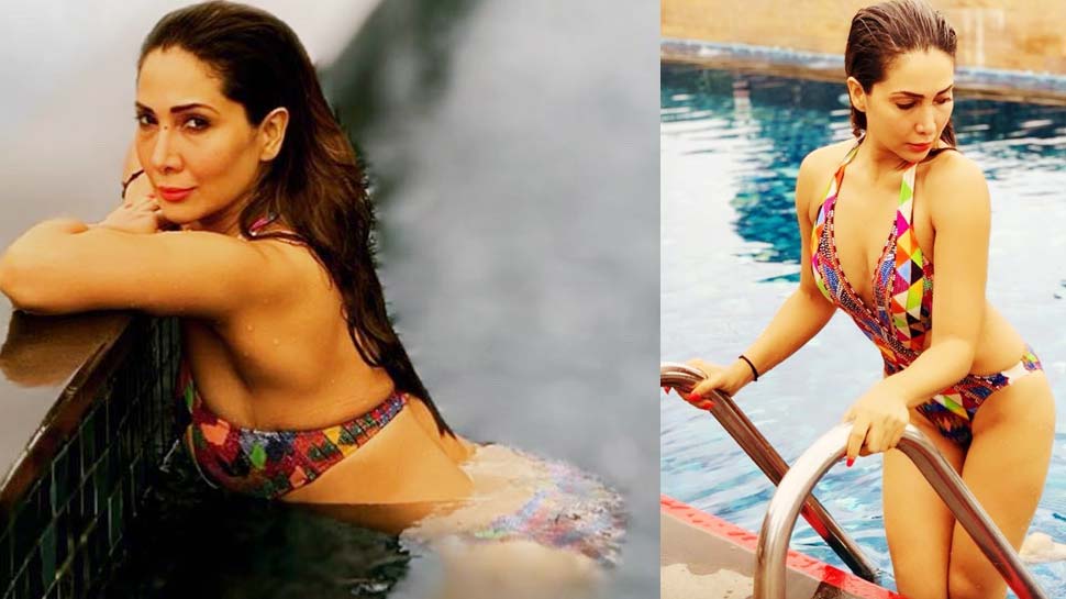 किम का बिकिनी अवतार Kim Sharma