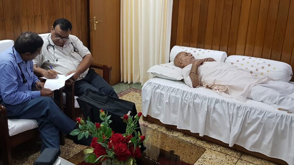 लॉ छात्रा द्वारा यौन शोषण के आरोप में फंसे स्वामी चिन्मयानंद की हालत बिगड़ी