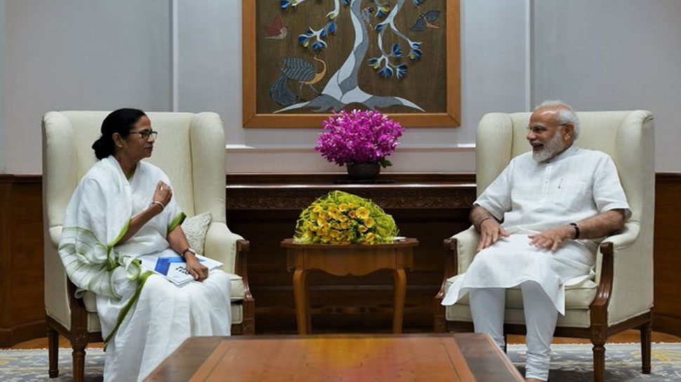पीएम मोदी से मुलाकात कर ममता बजर्नी ने दिया पश्चिम बंगाल आने का न्‍यौता