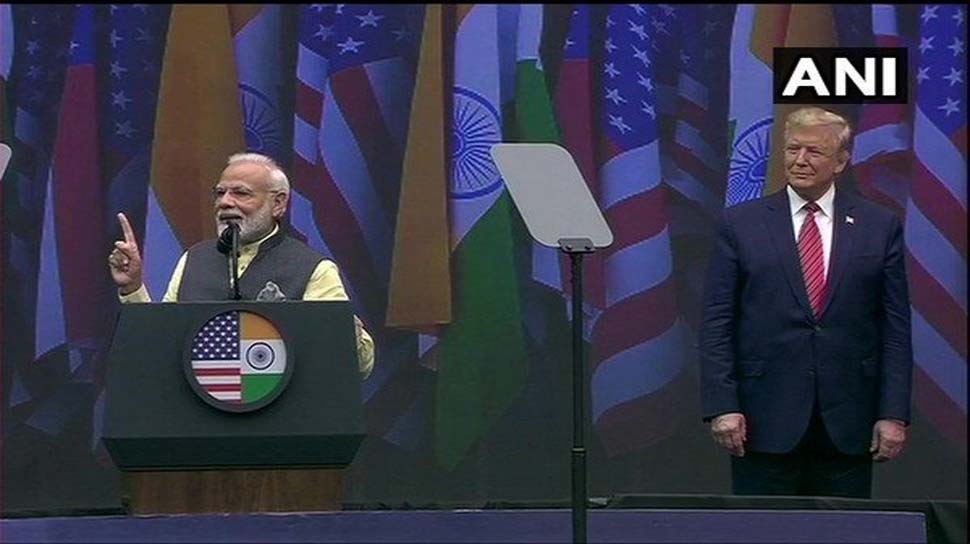 पीएम मोदी ने कहा, 'ट्रंप में मुझे अपनापन दिखता है. Narendra Modi, Donald Trump, Houston, good morning Houston