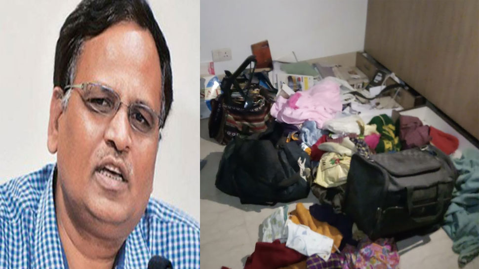 Robbery In AAP Leader Satyendar Jains House In Saraswati 