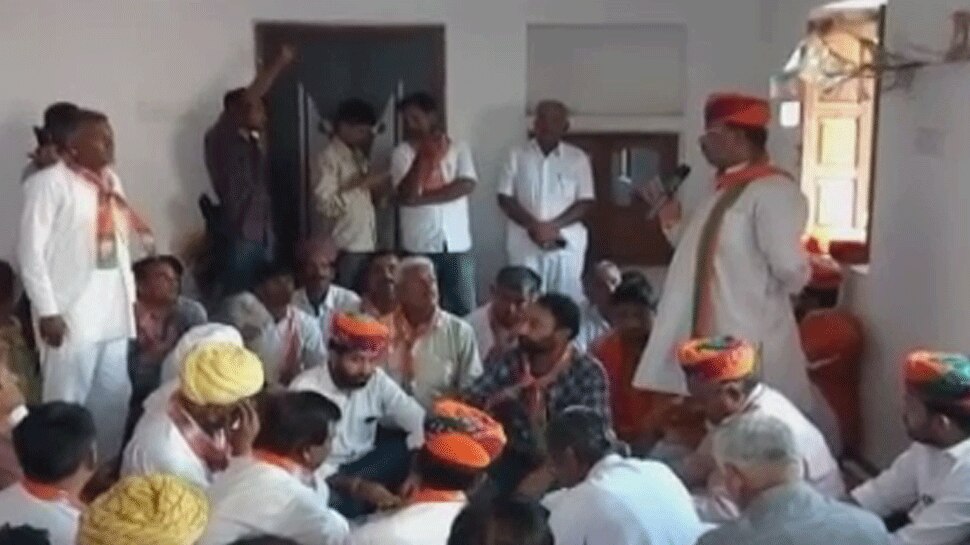 नागौर: उपचुनाव को लेकर जनता के बीच पहुंची राजनीतिक पार्टियां, उठाए कई मुद्दे