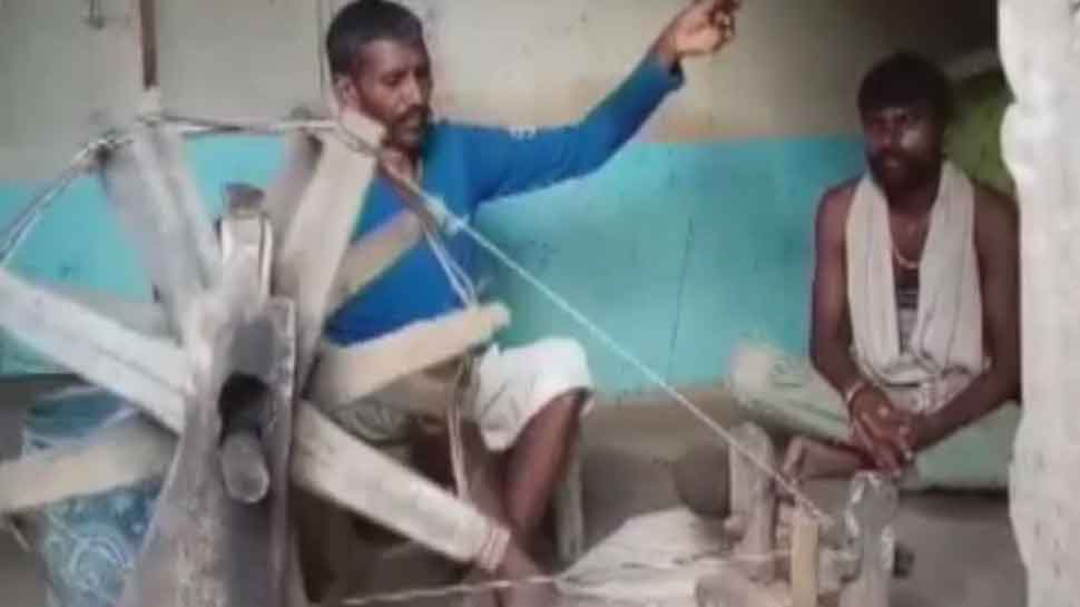 लोगों को कोई प्रशासनिक मदद नहीं मिली है People have not received any administrative help