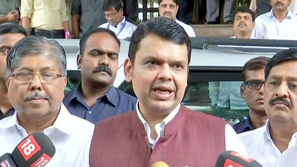 कांग्रेस उम्मीदवार ने जताई थी महाराष्ट्र CM के नामांकन पत्र पर आपत्ति, चुनाव आयोग ने बताया वैध