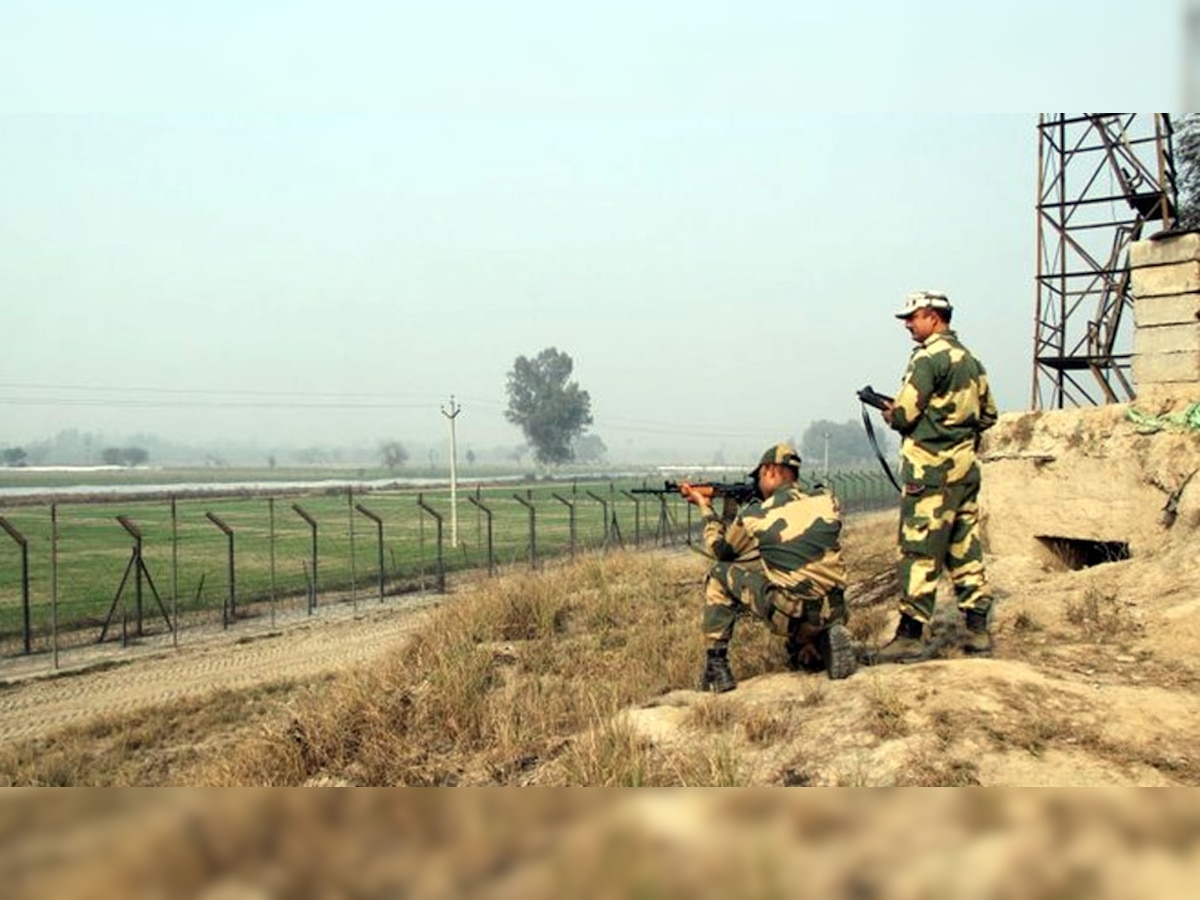 कुपवाड़ा में सेना घुसपैठ रोकने में सफल रही. तस्वीर साभार- ट्विटर पेज @BSF_India  