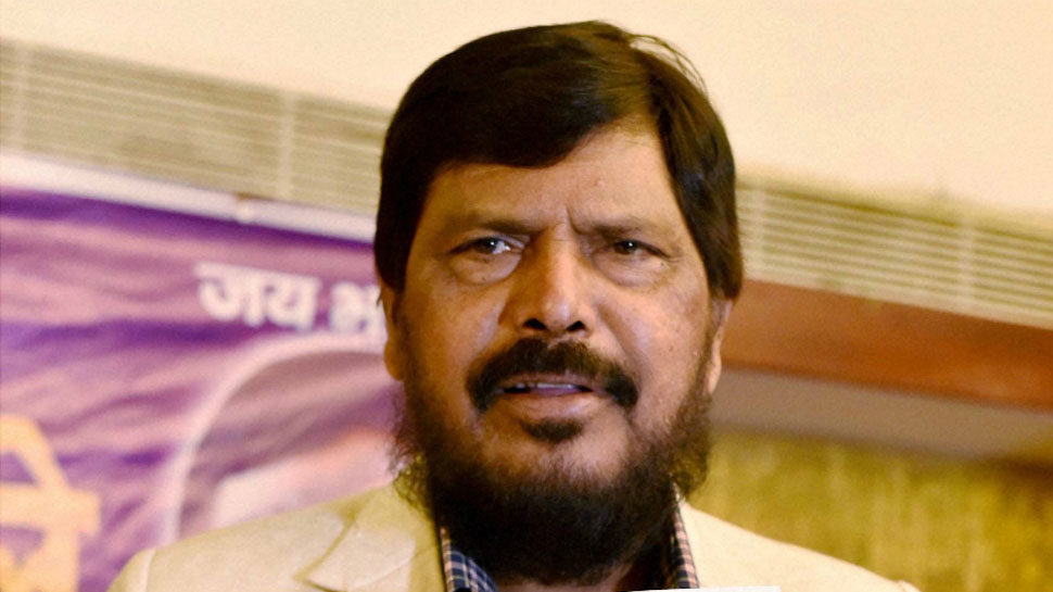 महाराष्ट्र विधानसभा चुनाव 2019: हमने खुद कमल के निशान पर चुनाव लड़ने का फैसला किया है: रामदास अठावले