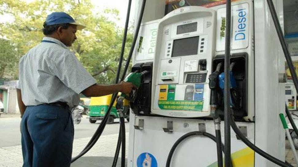 लगातार छह दिन की गिरावट के बाद पेट्रोल-डीजल स्थिर, जानिए आज का भाव