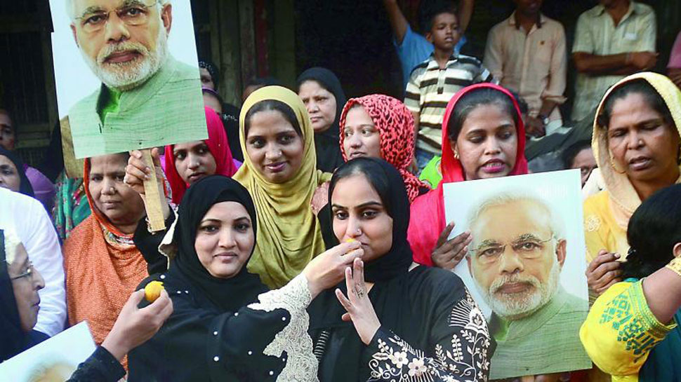 यूपी की मुस्लिम महिलाएं PM मोदी का बनवाना चाहती हैं मंदिर, DM से मांगी इजाजत