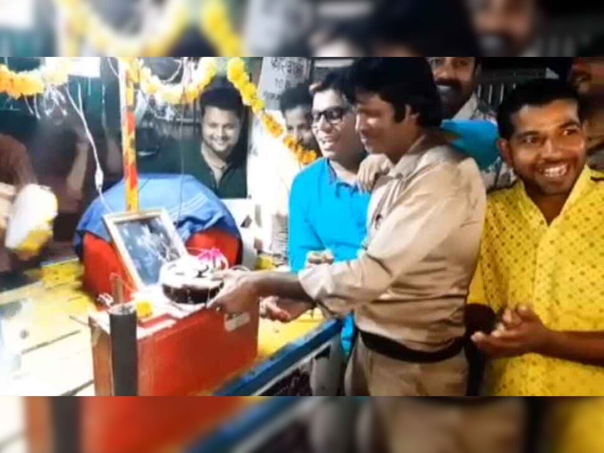 ये आईसक्रीम वाला है BIG-B का सबसे बड़ा फैन, हर साल उनके बर्थडे पर करता है ये नेक काम