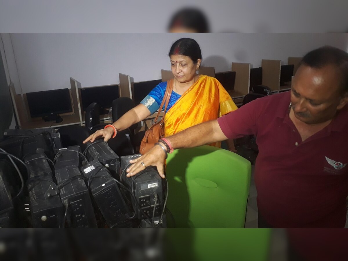 गंगा देवी वीमेंस कॉलेज में पानी भरने से CPU और UPS  बर्बाद हो गए